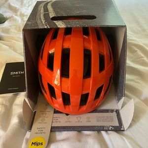 Smith Signal NWT Road Bike Helmet size LARGE